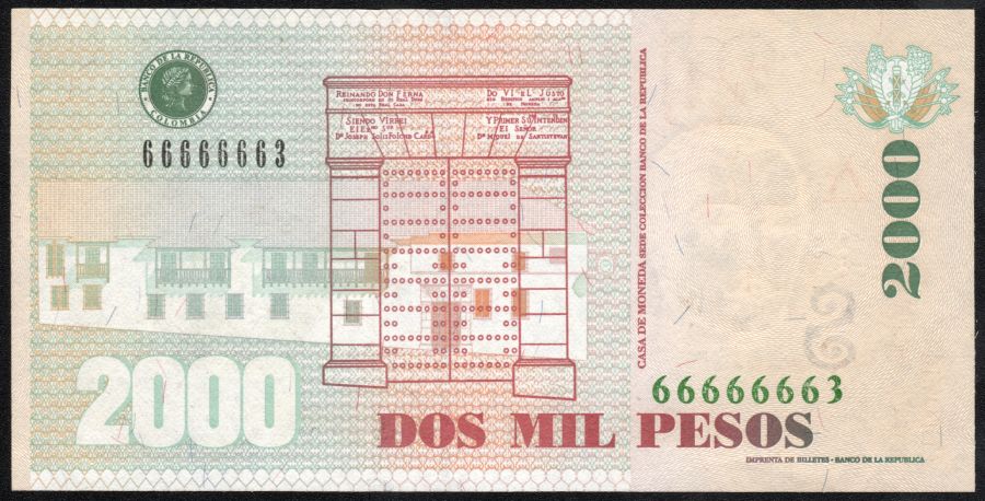 2000 Pesos lástima de pleno seis